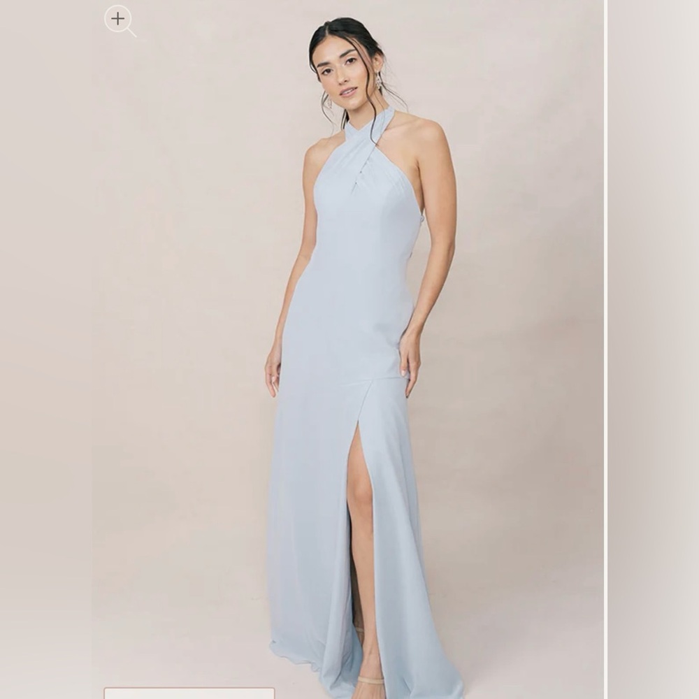 Size 4 - “love is in the air” color (sky blue)